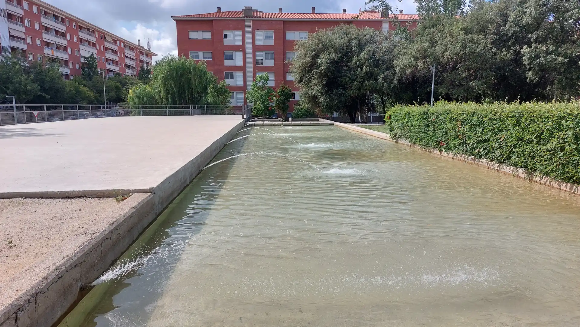 Außenansicht von Wohnung zum Verkauf in Vilafranca del Penedès mit Heizung, Parkett und Ofen