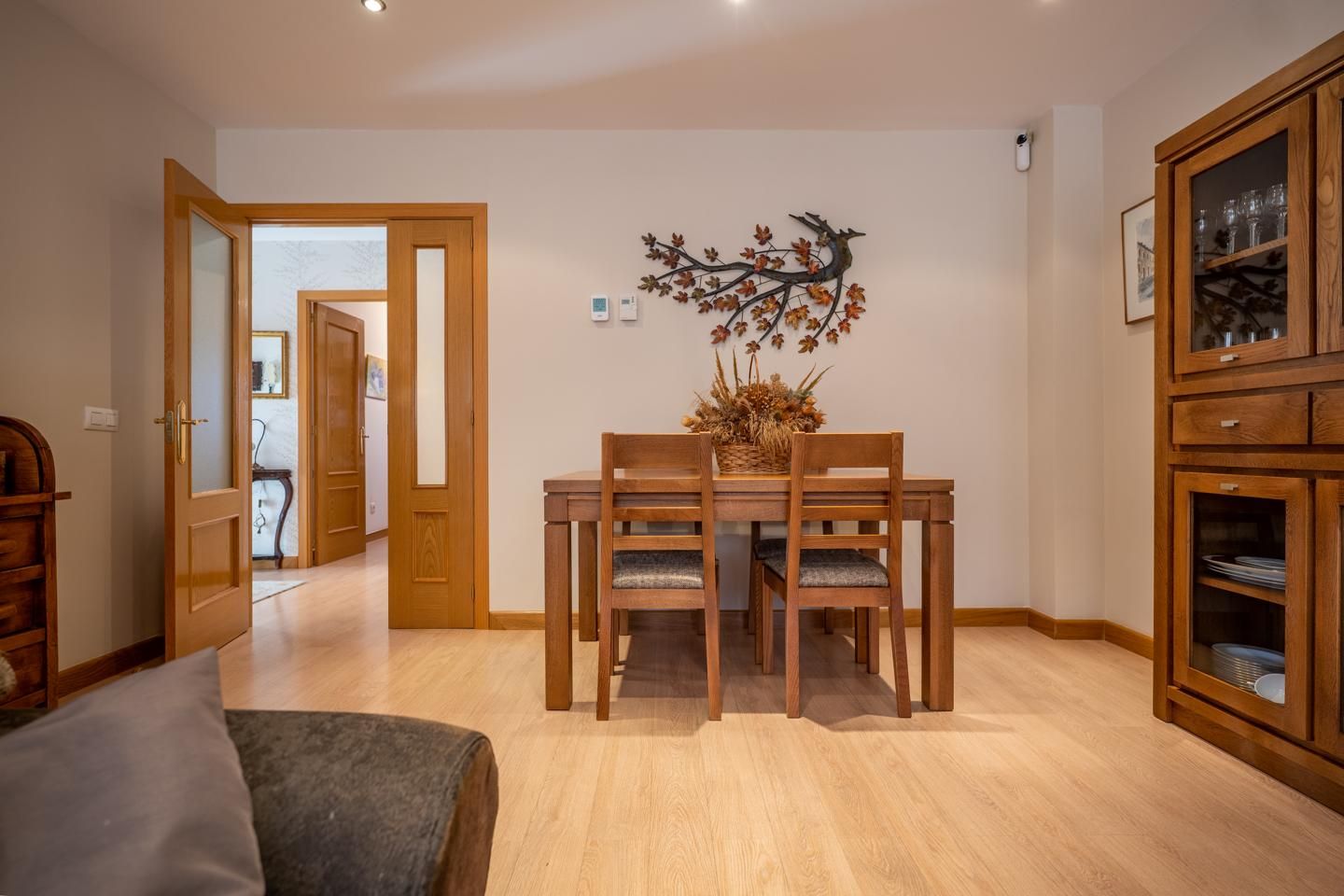 Single-family semi-detached for sale in Del Río Cea, Hervencias Altas - El Pinar