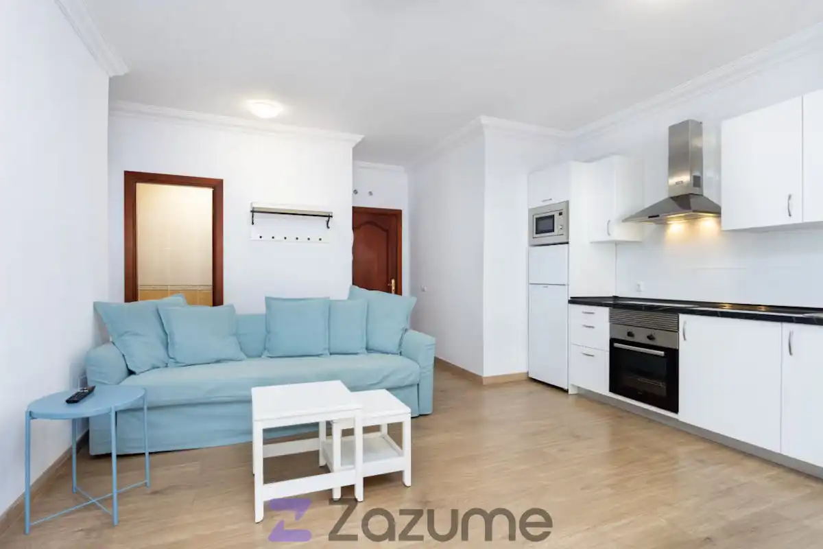 Living room of Flat for rent in Guía de Isora  with Air Conditioner, Heating and Terrace