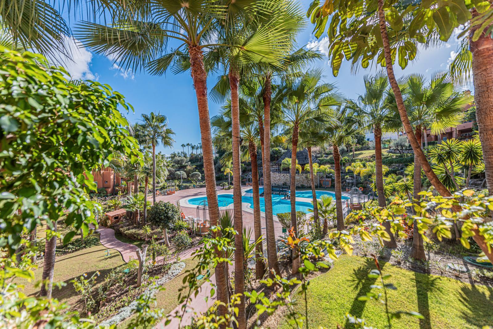 Piscina de Apartament en venda en Marbella amb Jardí privat, Terrassa i Traster