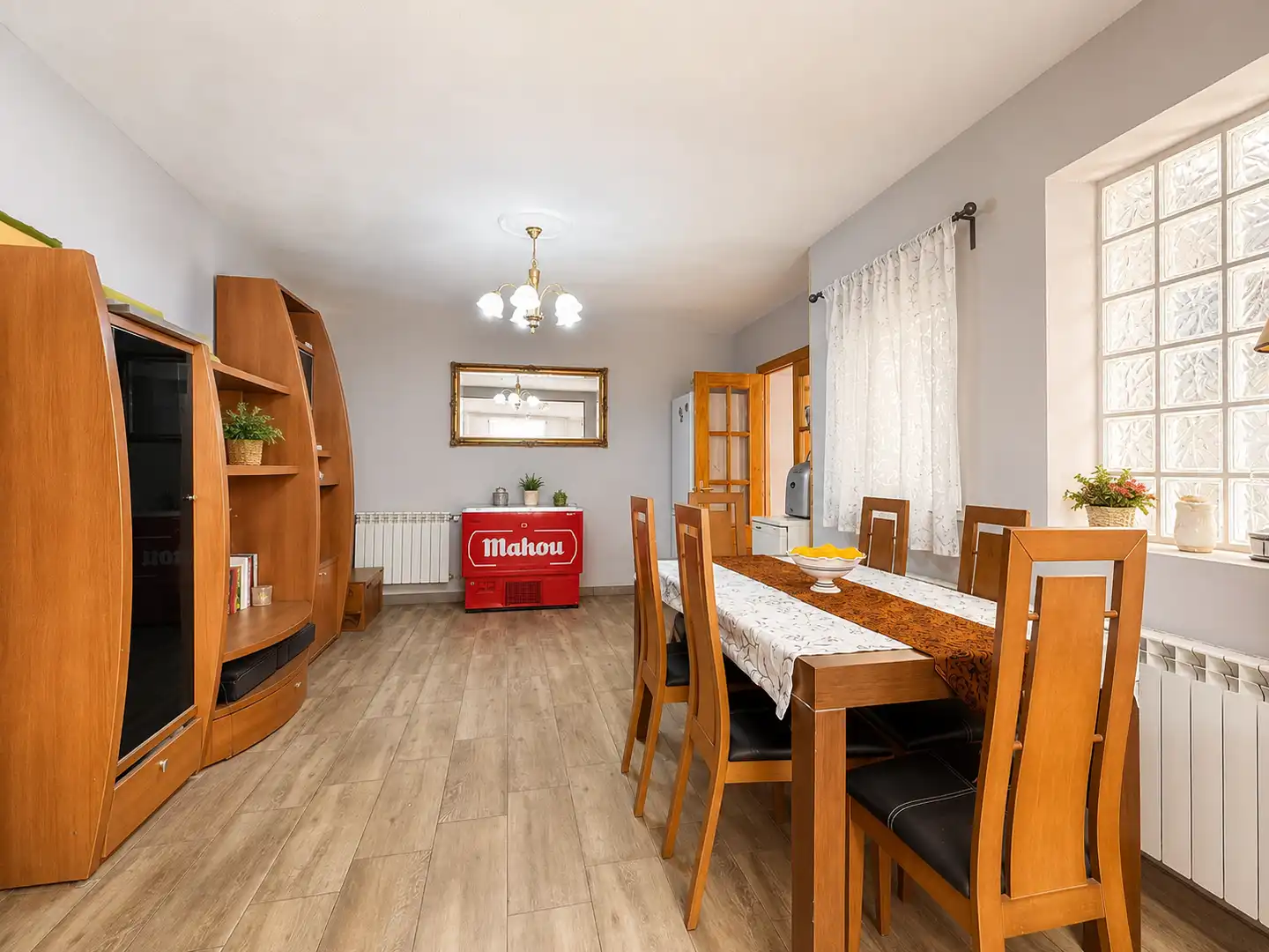 Comedor de Casa o chalet en venta en Nuevo Baztán con Aire acondicionado, Calefacción y Jardín privado