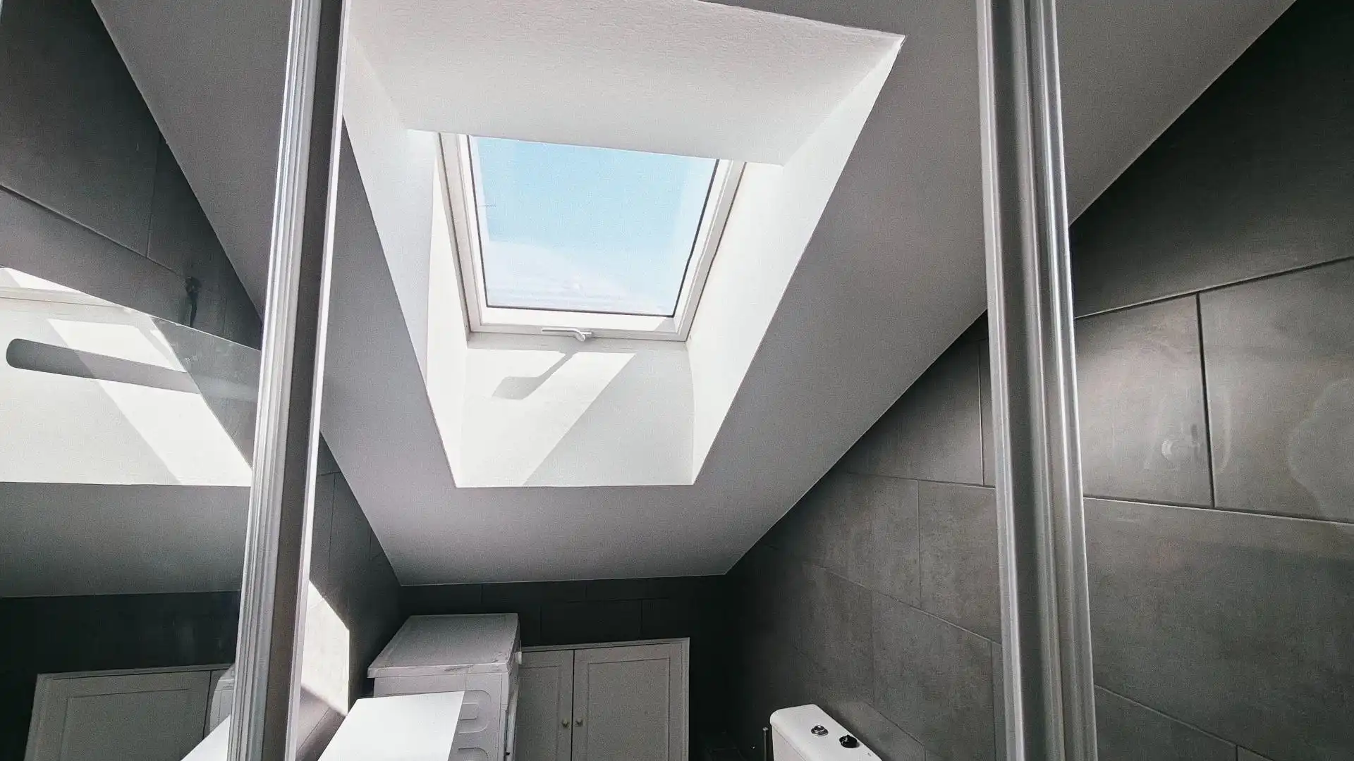 Bathroom of Study for rent in Madrid  with Heating