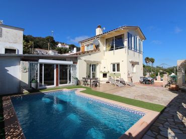 Maison avec piscine à vendre à Serra Brava