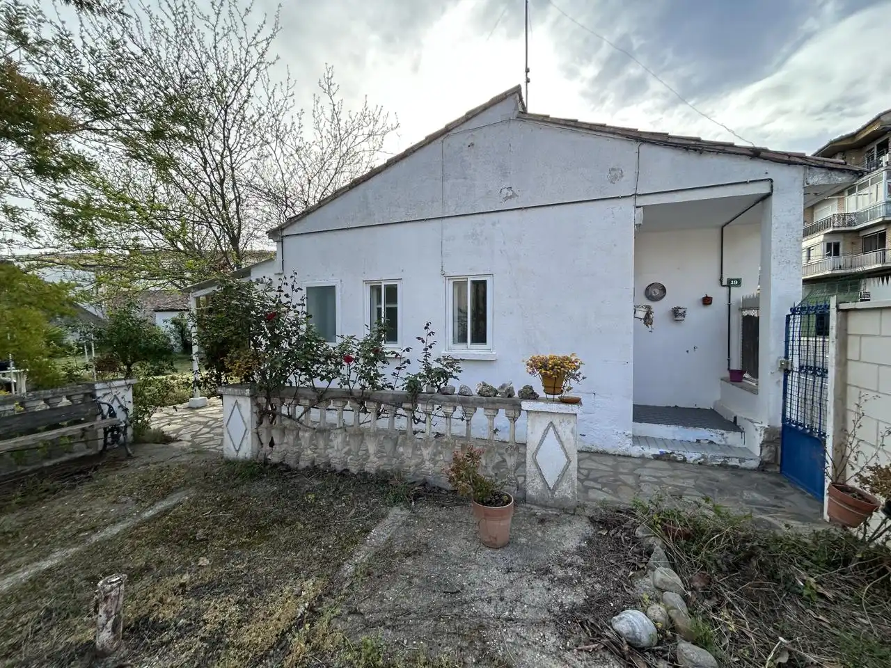 Vista exterior de Casa o xalet en venda en Cascante amb Calefacció, Jardí privat i Traster