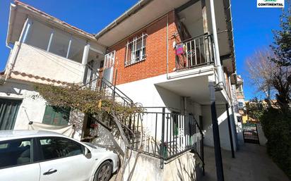 Vista exterior de Casa o xalet en venda en Collado Villalba amb Calefacció, Terrassa i Traster