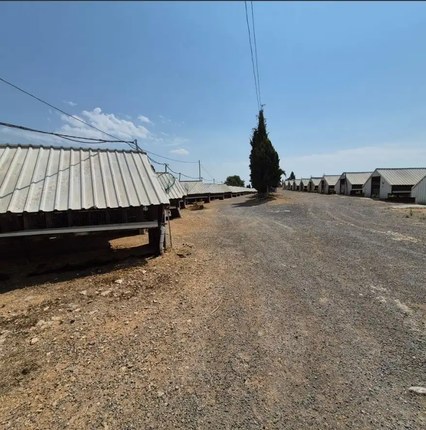 Exterior view of Commercial properties for rent in Viver  with Air Conditioner and Furnished