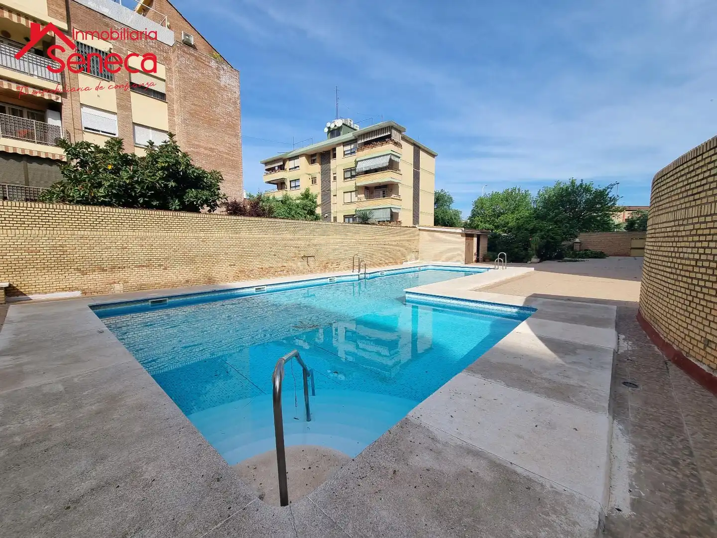 Piscina de Pis en venda en  Córdoba Capital amb Aire condicionat, Calefacció i Terrassa