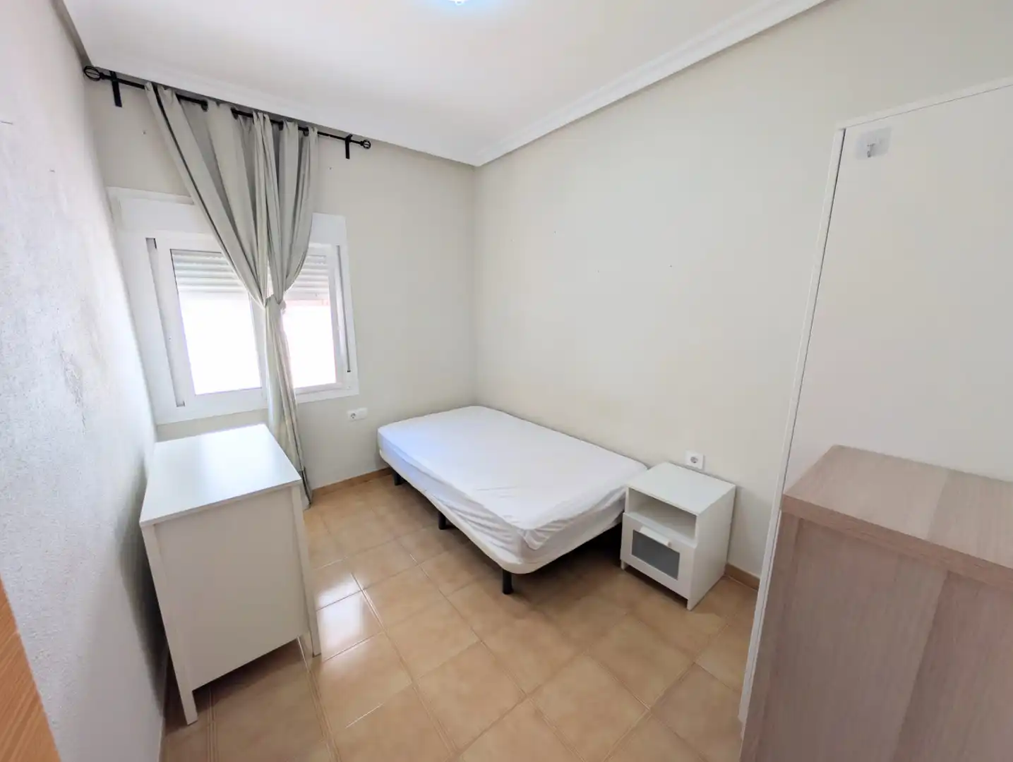 Flat for sale in Calle Alicante, Los Barreros - Cuatro Santos