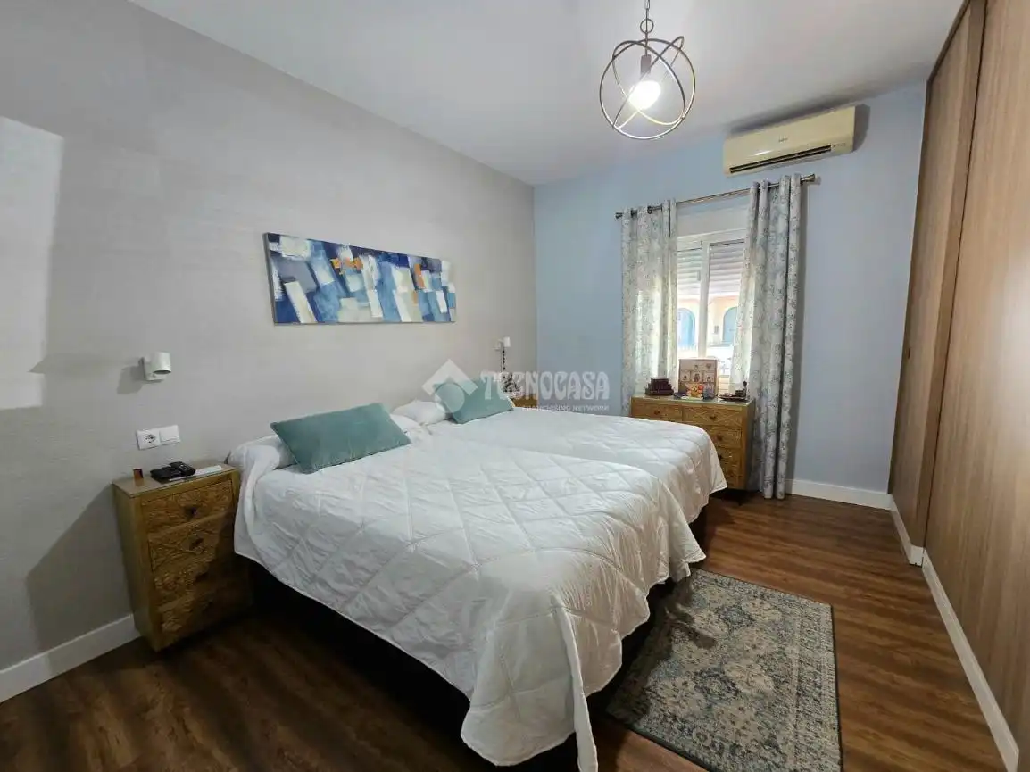 Habitación de Casa adosada en venta en Montellano con Aire acondicionado