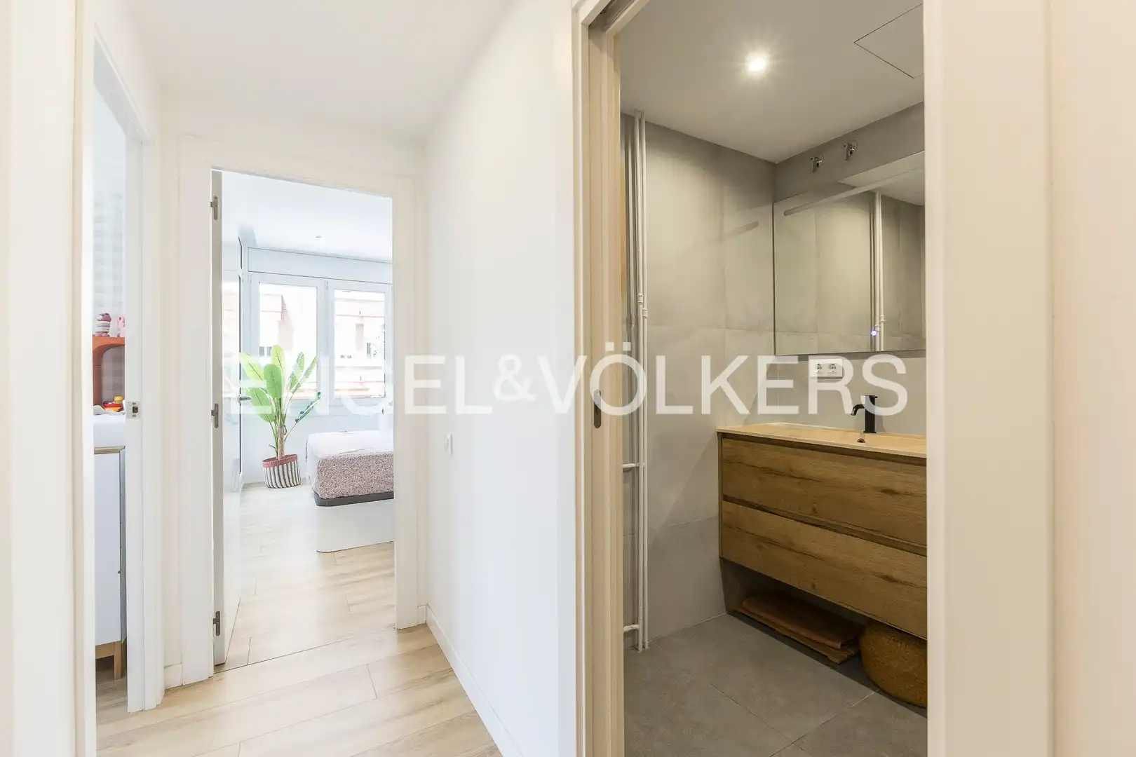 Schlafzimmer von Wohnung zum Verkauf in Barcelona mit Klimaanlage, Heizung und Parkett