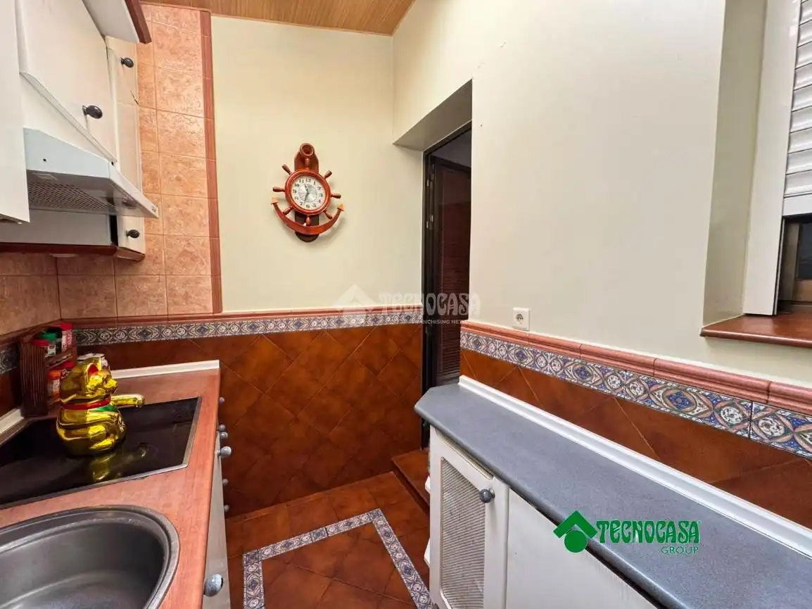 Cuina de Casa adosada en venda en Gerindote amb Aire condicionat, Calefacció i Jardí privat