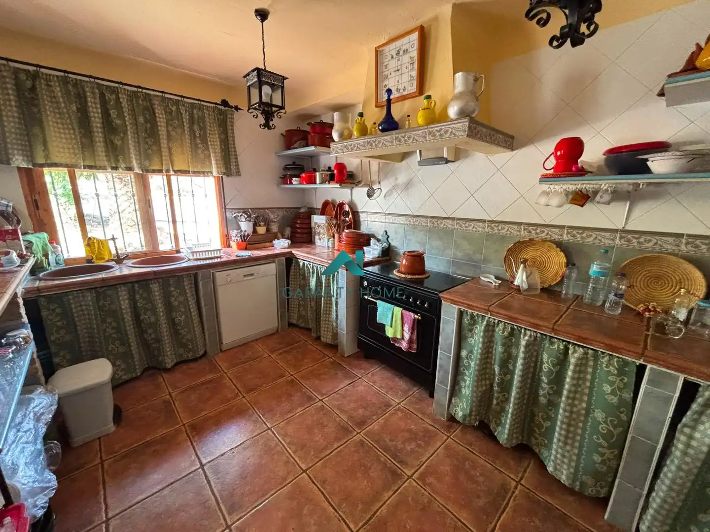 Kitchen of Houses for sale in Martos