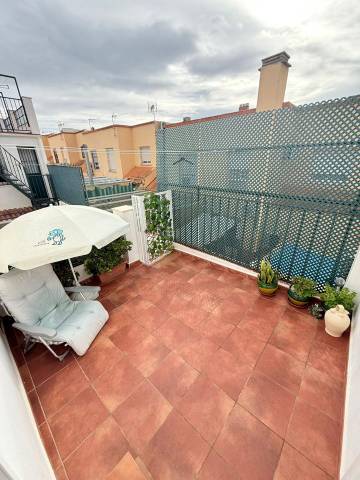 Casa adosada en Venta en Miguel Carrera en El Tejar - Hacienda Bizcochero