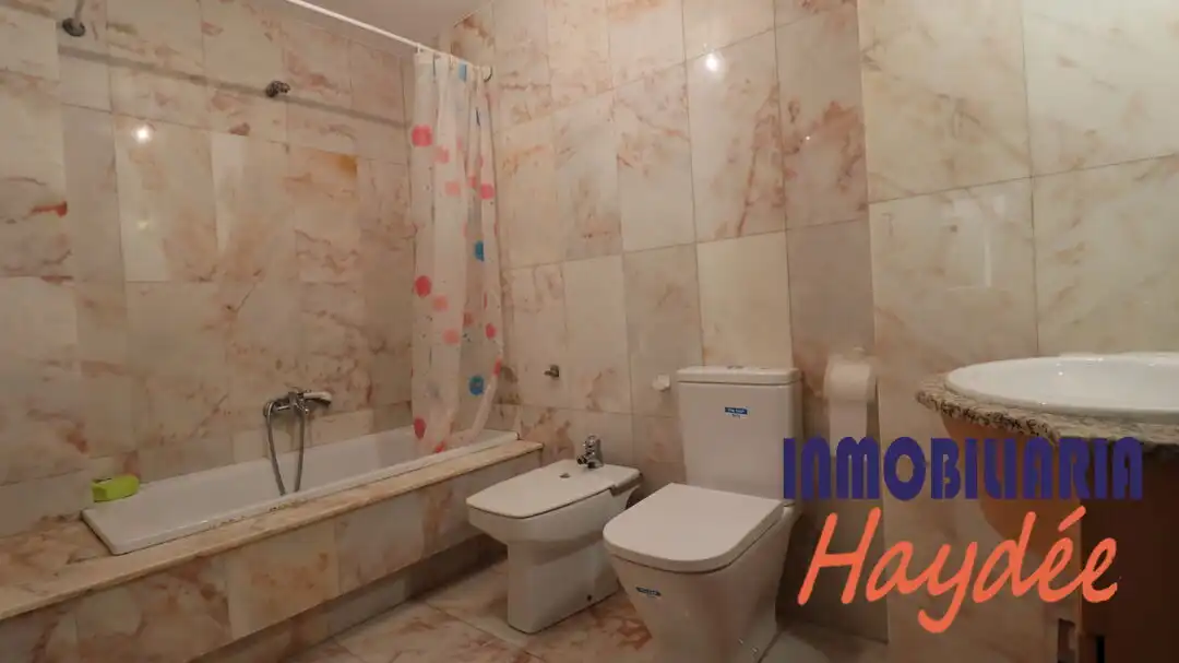 Bathroom of Flat for sale in Melide  with Heating, Storage room and Furnished