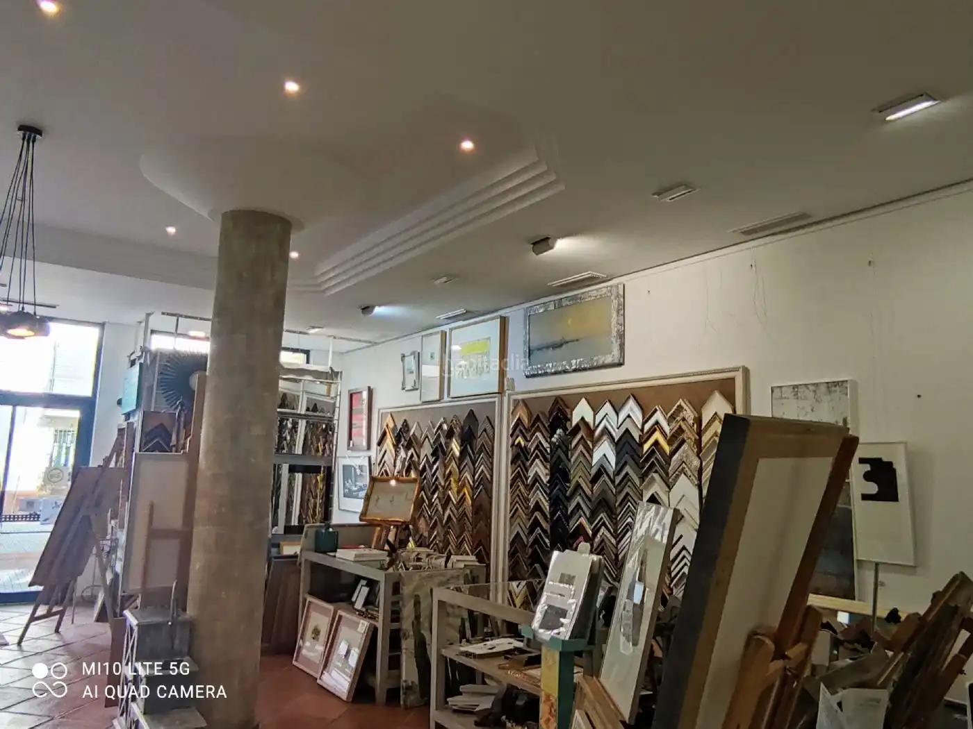 Local comercial de lloguer a Plaza Practicante Manuel Cantos 4