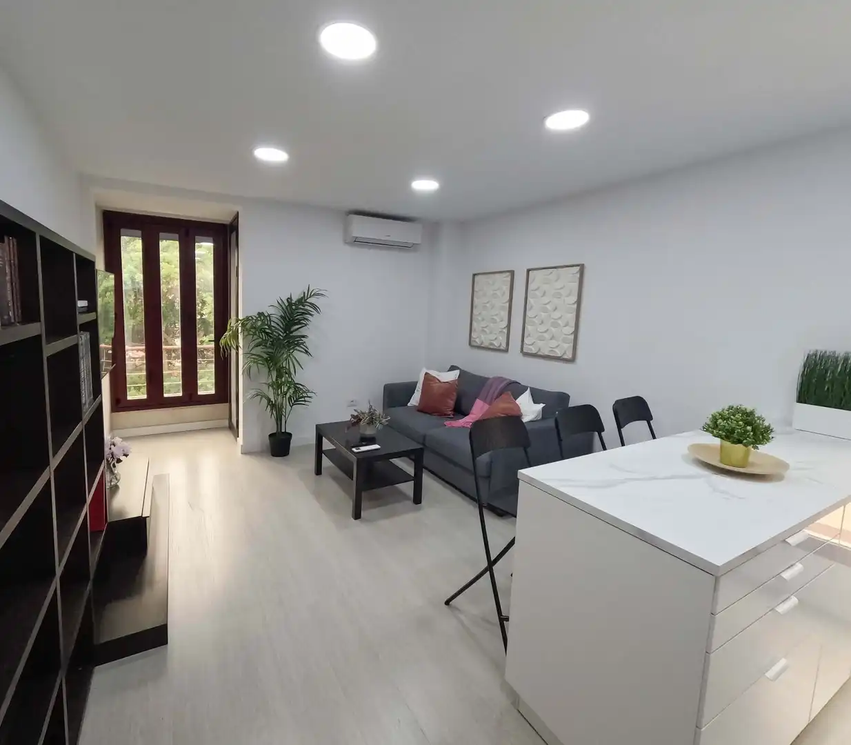 Sala de estar de Piso en venta en Santa Cruz de Tenerife con Aire acondicionado, Trastero y Amueblado