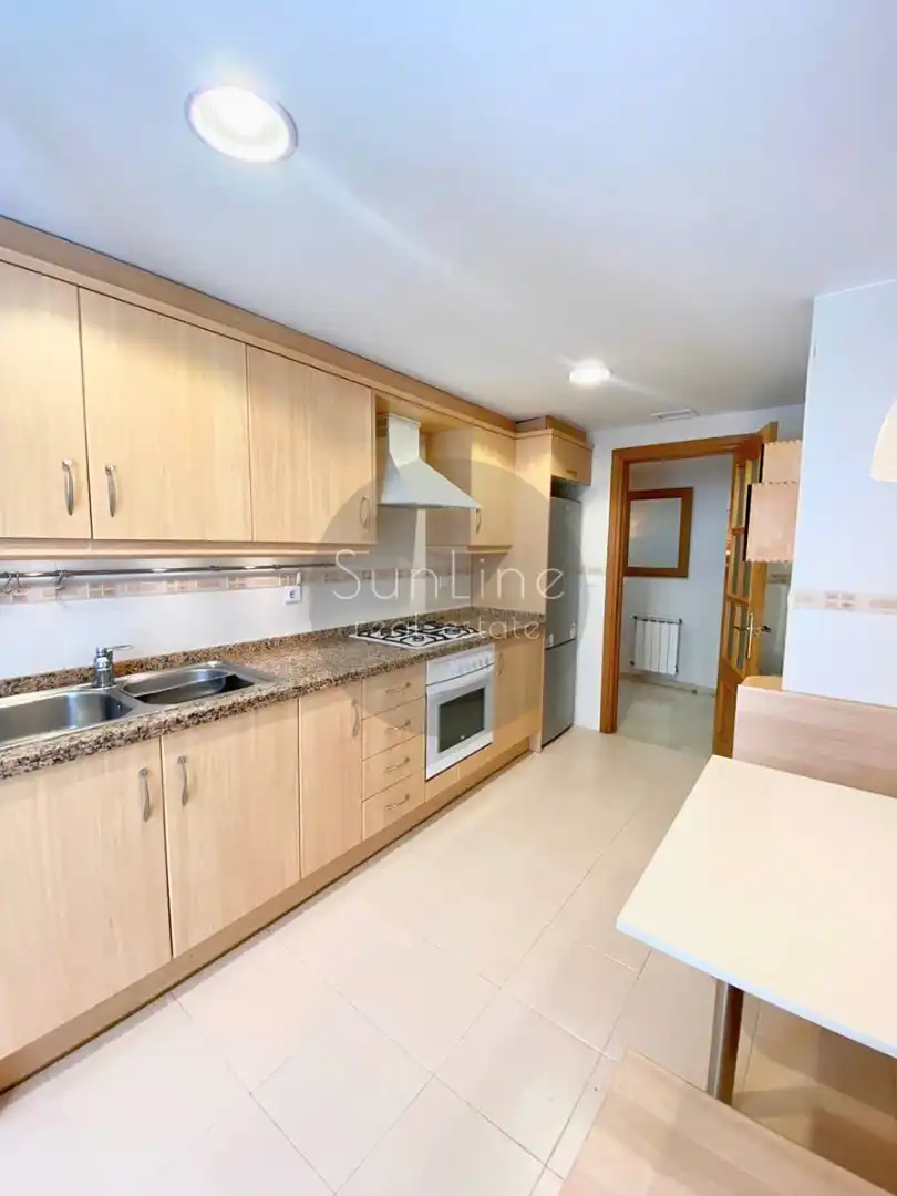 Kitchen of Flat for rent in Valencia  with Air Conditioner, Terrace and Storage room