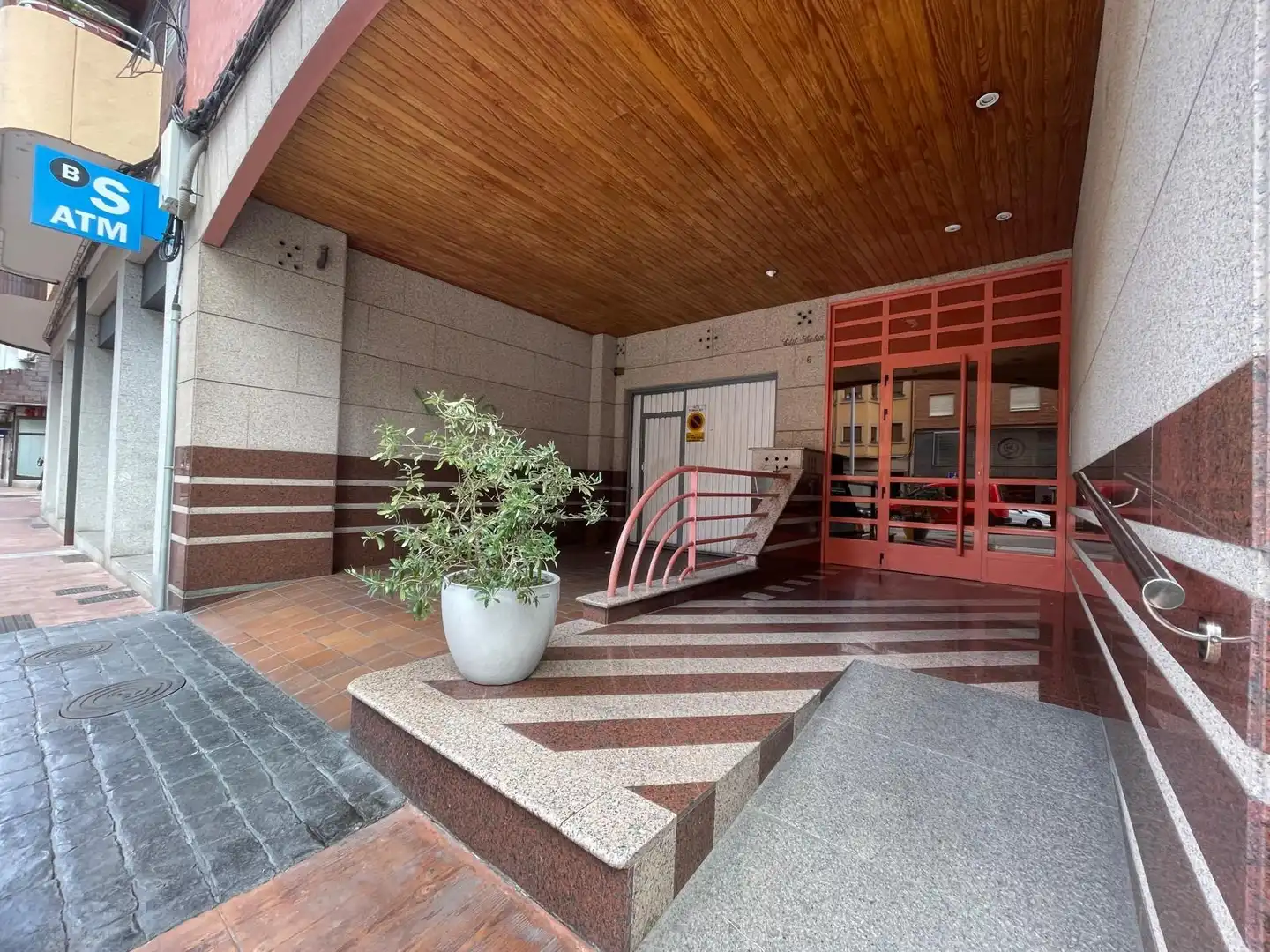 Piso en venta en Ponferrada con Calefacción, Terraza y Trastero