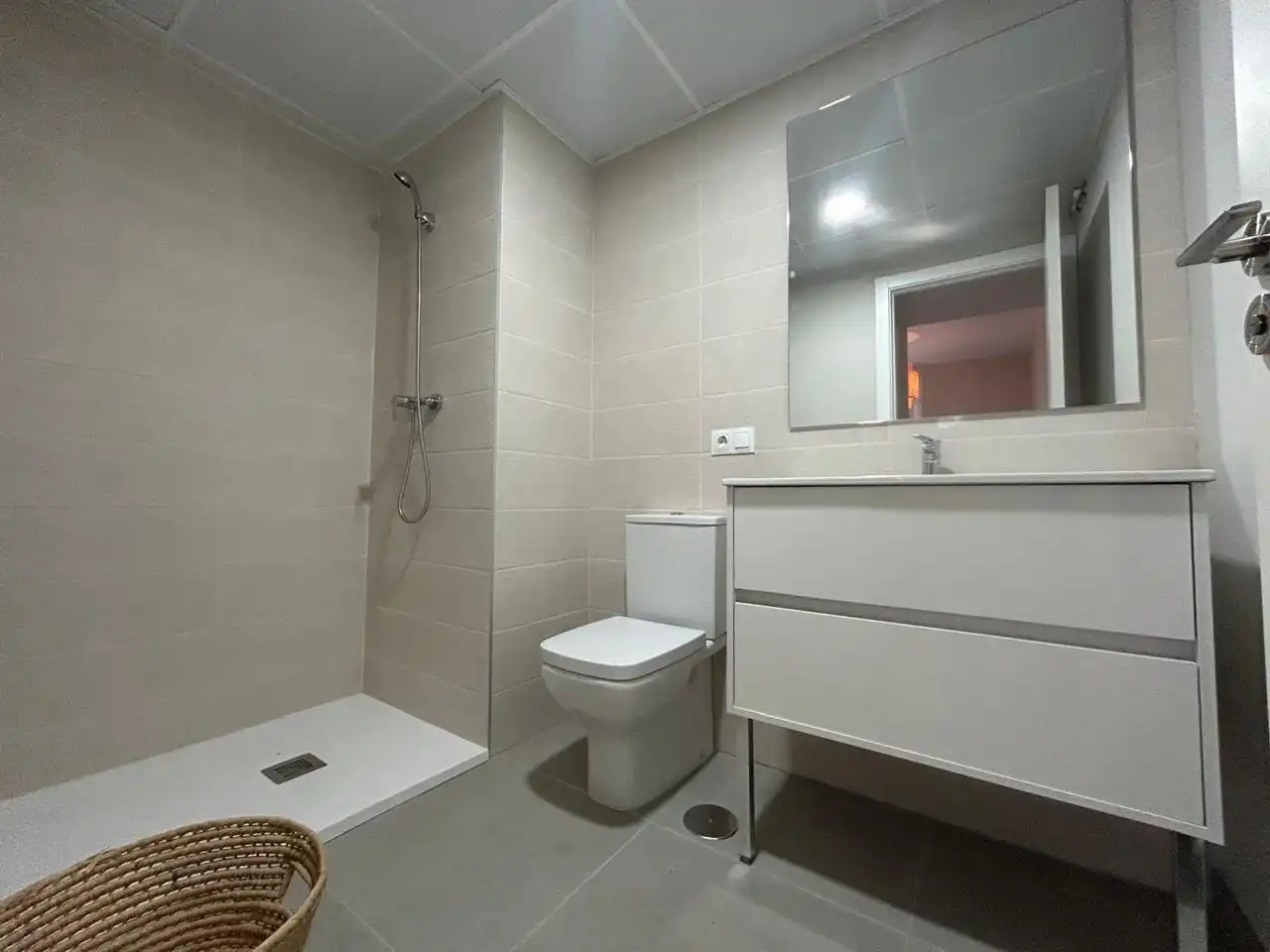 Appartement avec ascenseur à louer à Entrenúcleos, imagen 14