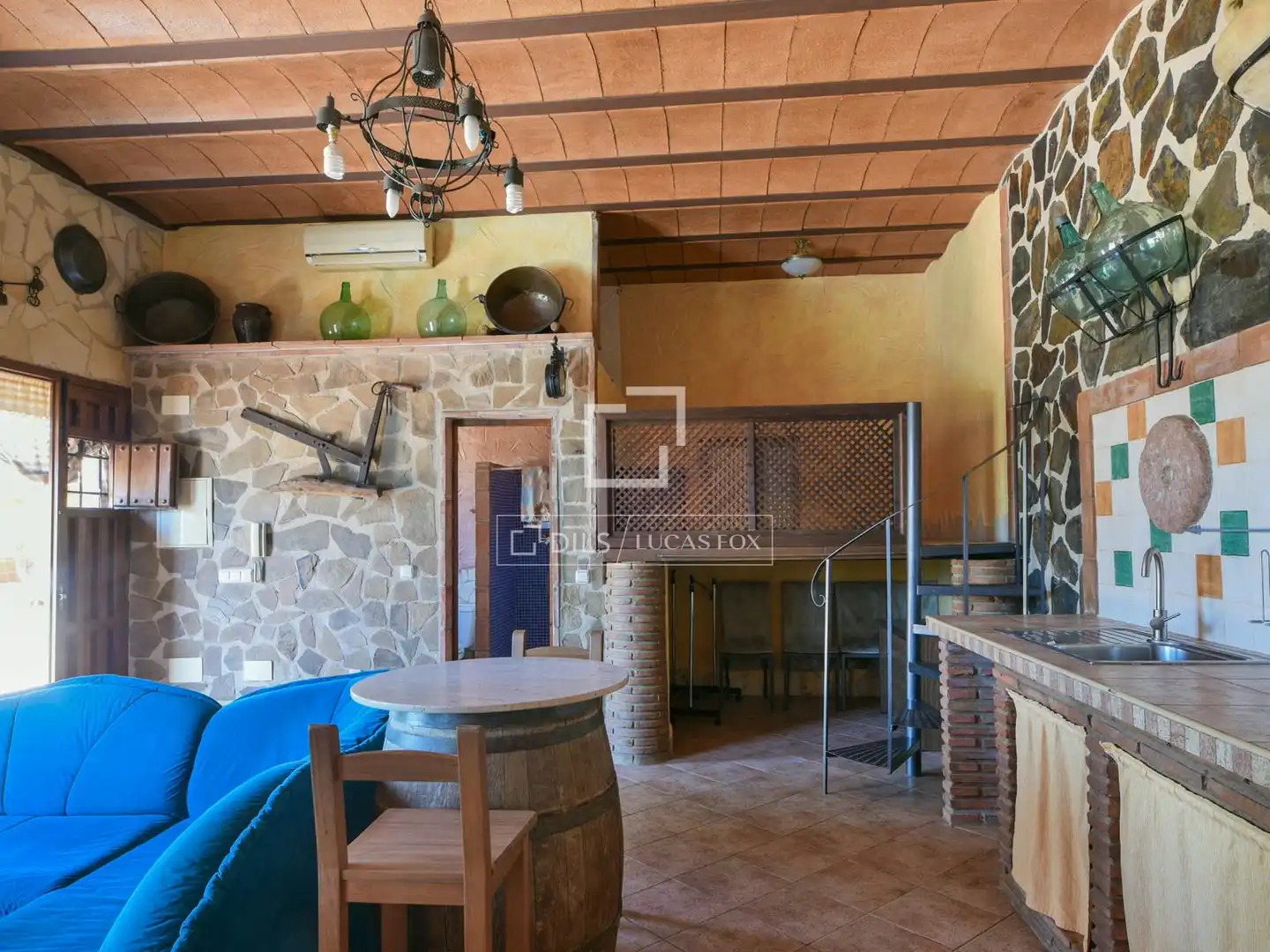 Finca rústica en venda en Ardales amb Aire condicionat, Terrassa i Traster