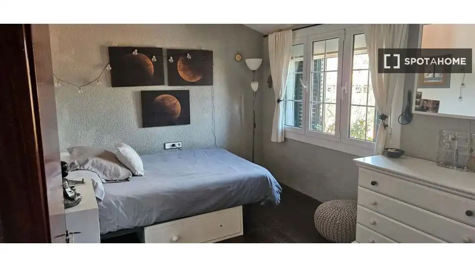 Bedroom of Flat for share in Sant Andreu de Llavaneres  with Air Conditioner, Terrace and Furnished