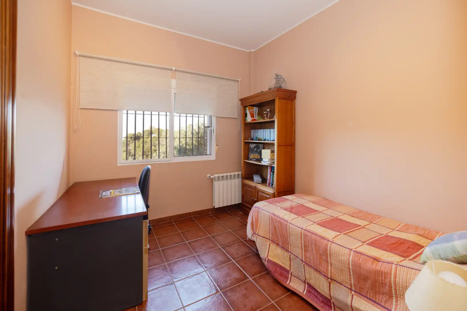 Habitación de Finca rústica en venta en Colmenar con Aire acondicionado, Calefacción y Jardín privado