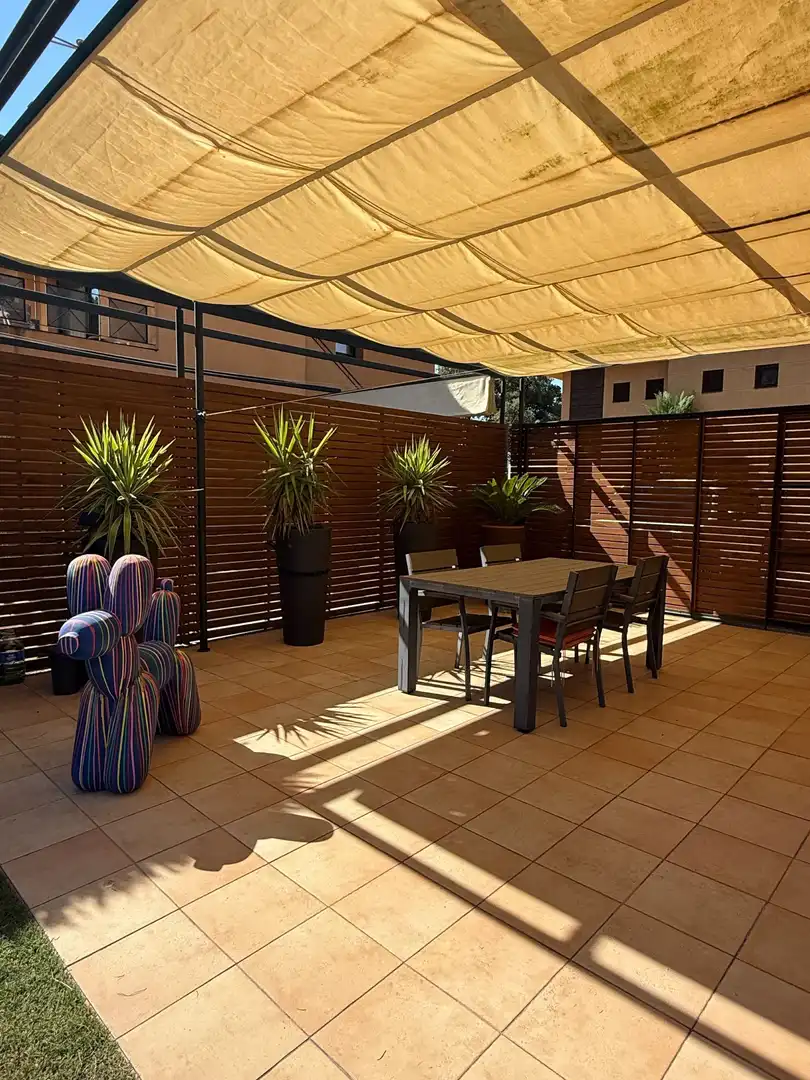Apartament amb jardí en venda a Navata, imagen 19