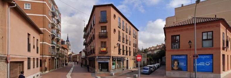 Vista exterior de Local en venta en Alcalá de Henares