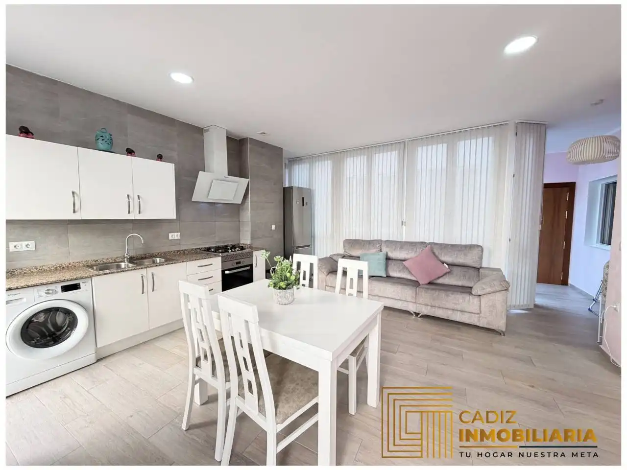 Cocina de Piso en venta en Cádiz con Aire acondicionado y Balcón