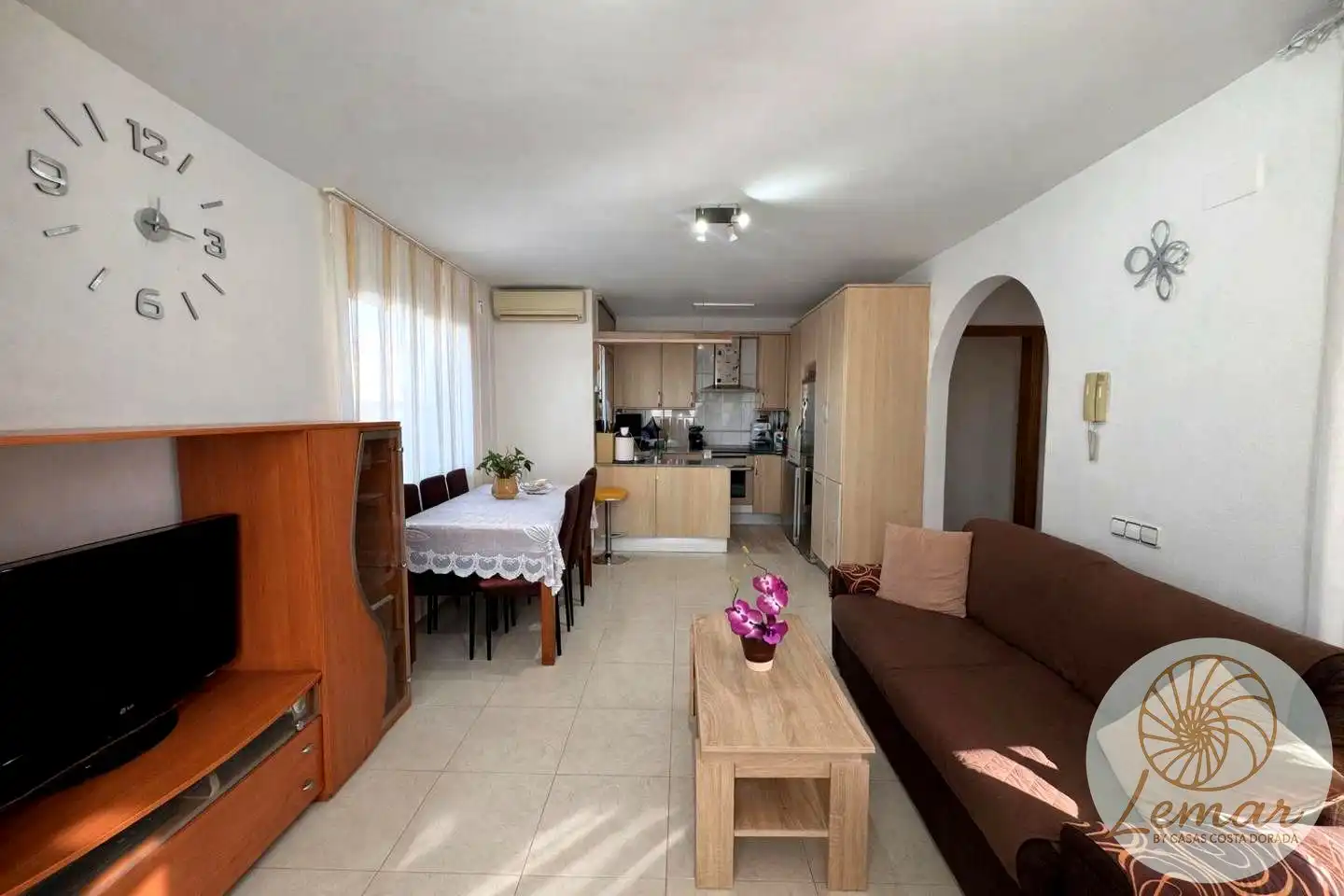 Sala de estar de Casa o chalet en venta en L'Ametlla de Mar  con Aire acondicionado, Jardín privado y Terraza