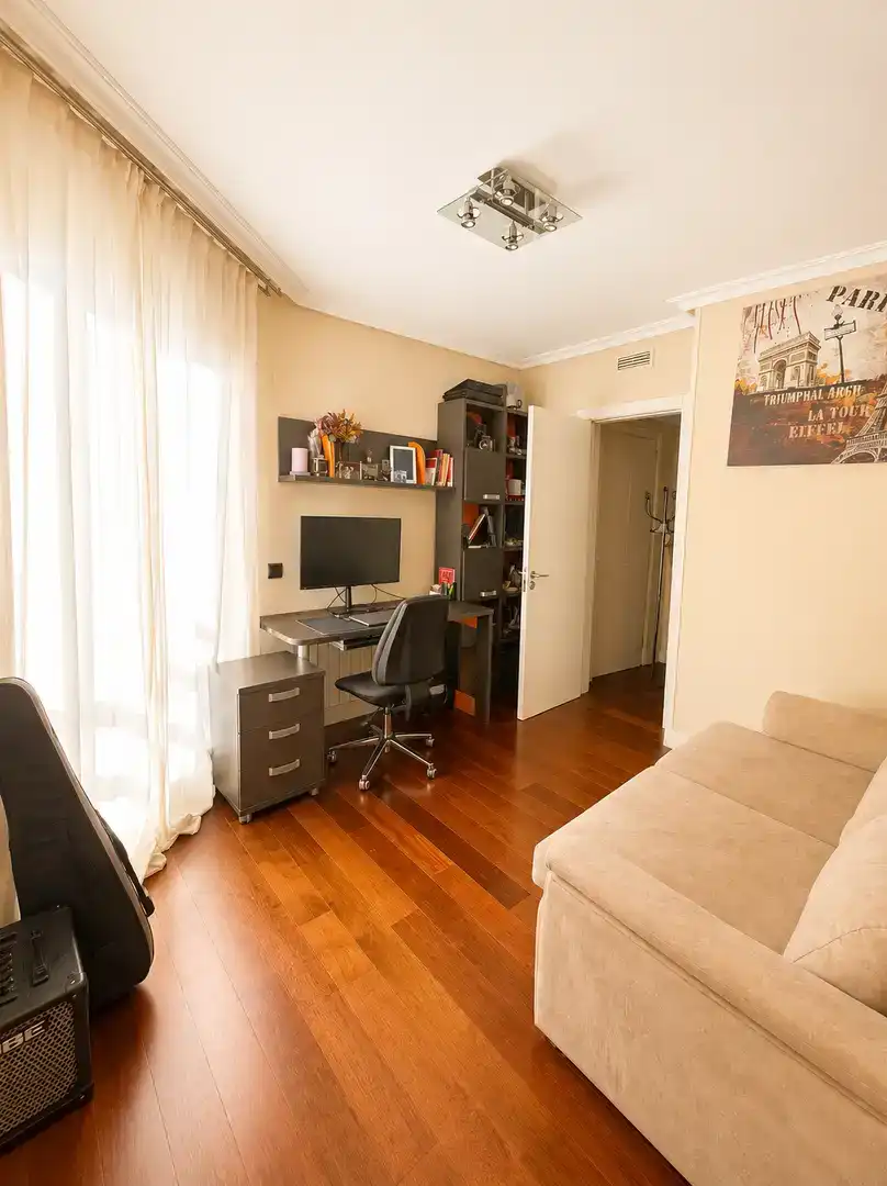 Bedroom of Flat for sale in Majadahonda  with Air Conditioner, Terrace and Swimming Pool