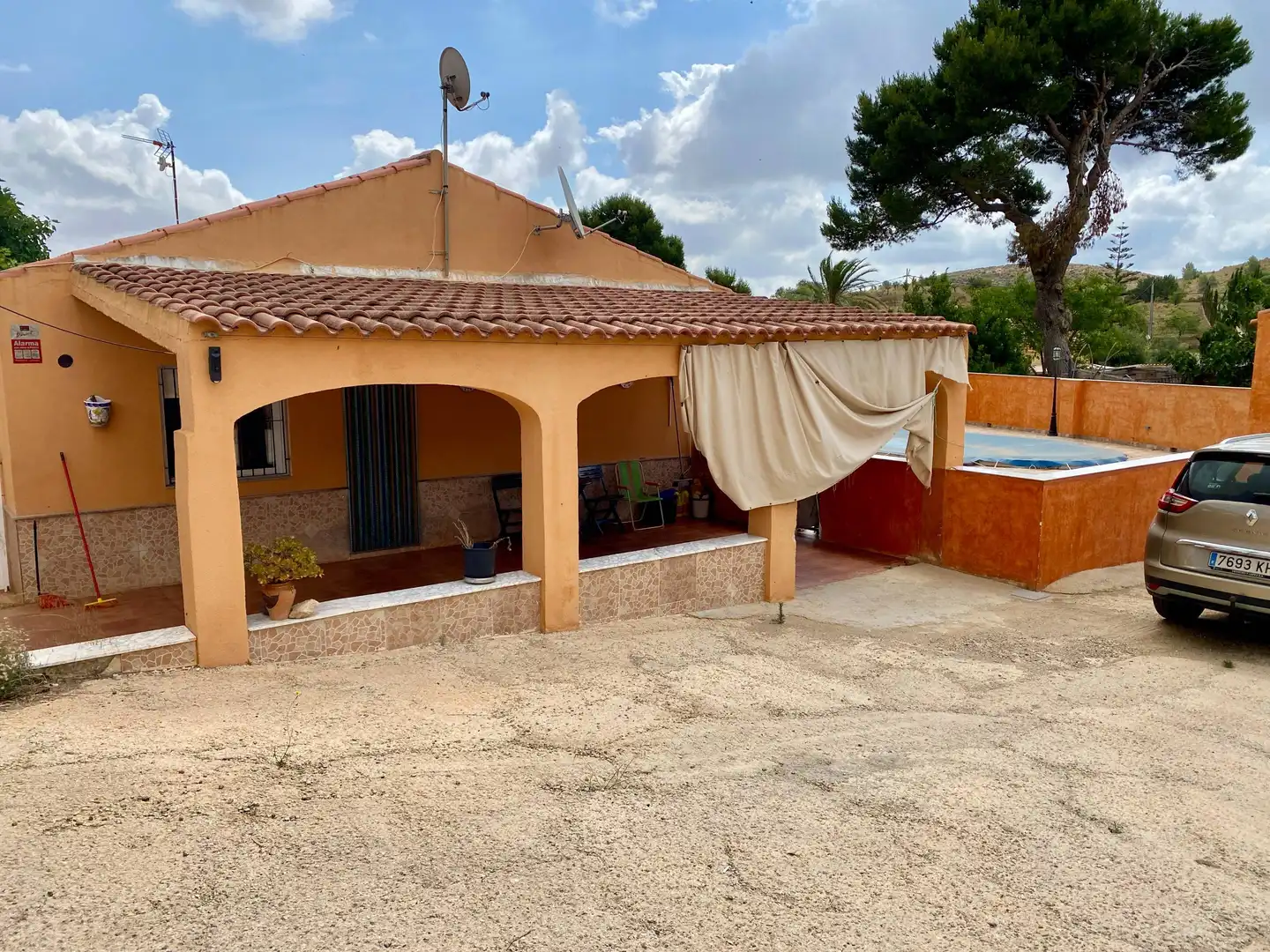 Vista exterior de Casa o xalet en venda en Cartagena amb Aire condicionat, Calefacció i Jardí privat