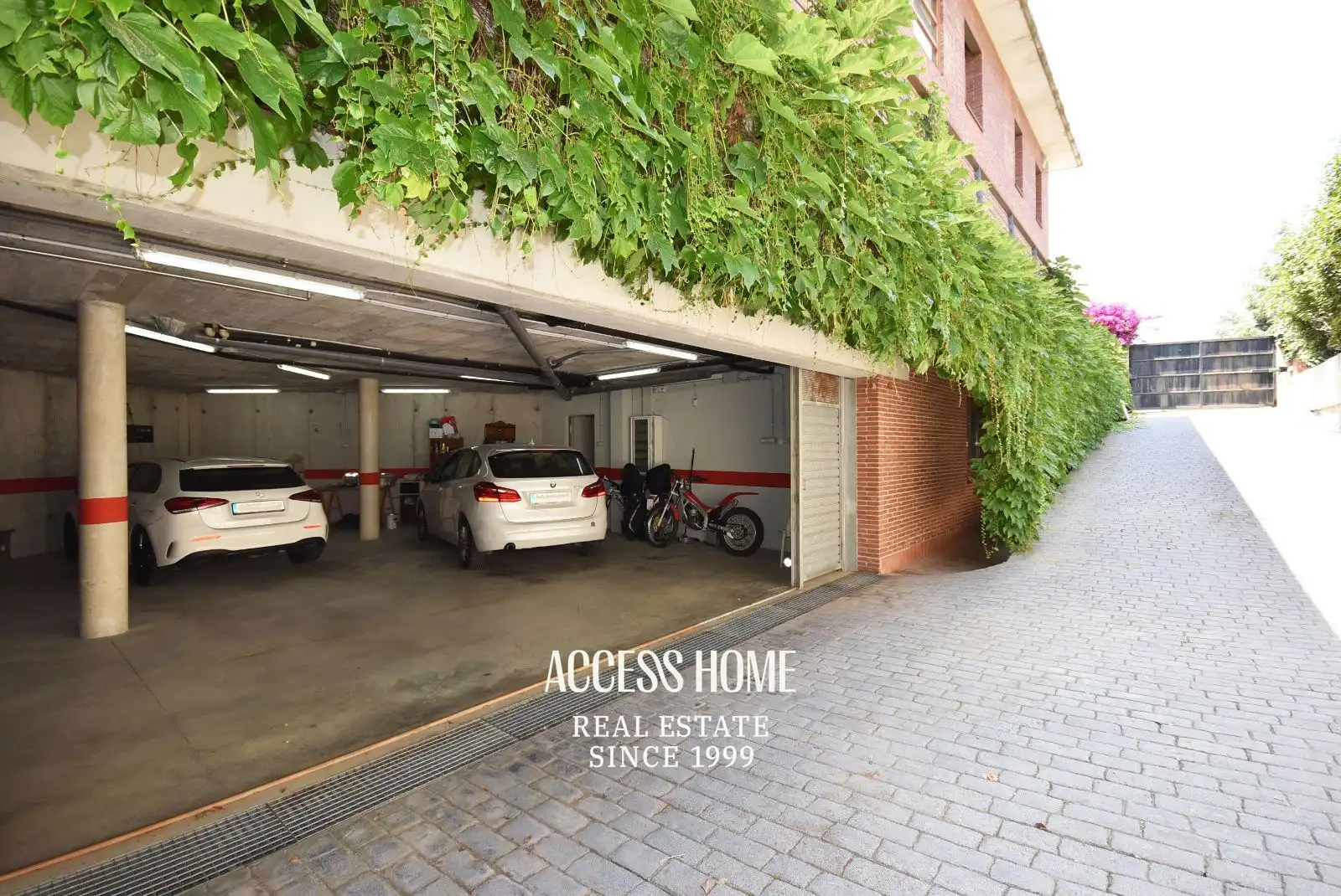 Parking de Casa o chalet en venta en Cabrera de Mar con Aire acondicionado, Calefacción y Alarma