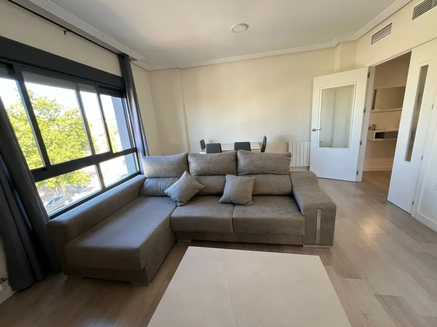 Appartamento con piscina in affitto a Nuevo Cáceres, imagen 2