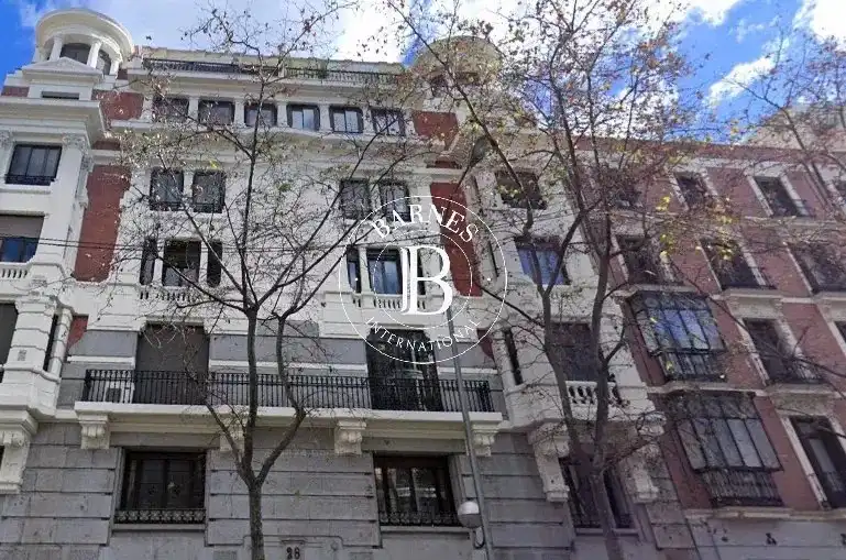 Vista exterior de Piso en venta en Madrid con Aire acondicionado, Calefacción y Terraza