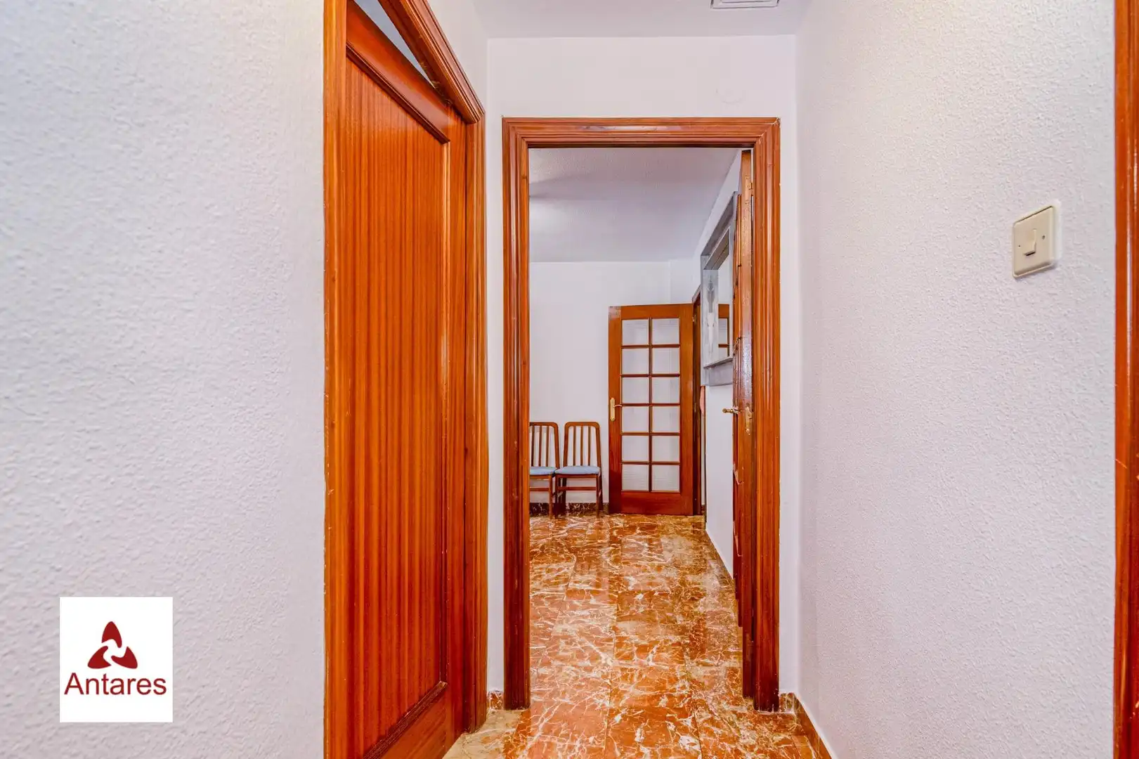 Piso en venta en Granada con Calefacción y Amueblado