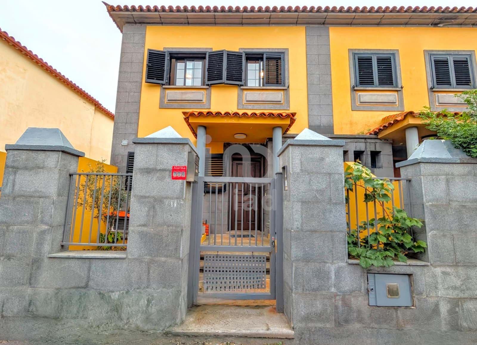 Vista exterior de Casa o xalet en venda en San Cristóbal de la Laguna amb Terrassa