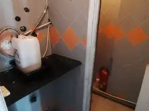 Bathroom of Commercial properties for rent in Móstoles  with Air Conditioner