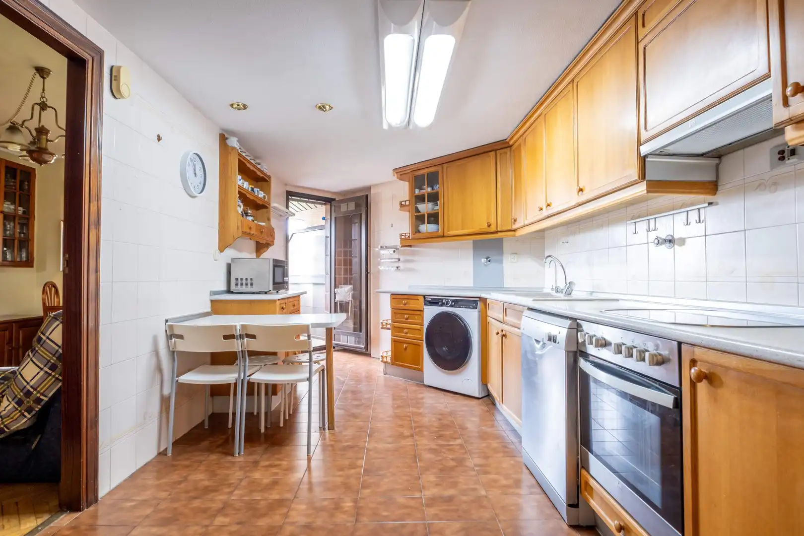 Küche von Wohnung zum Verkauf in Zaragoza mit Klimaanlage, Heizung und Parkett