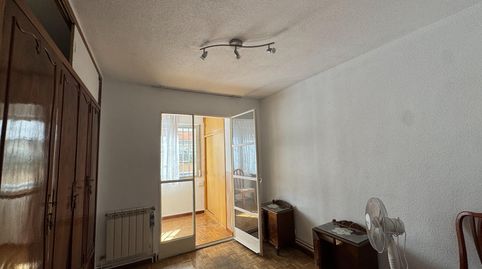 Foto 2 de Piso de alquiler en Aluche, Madrid Capital