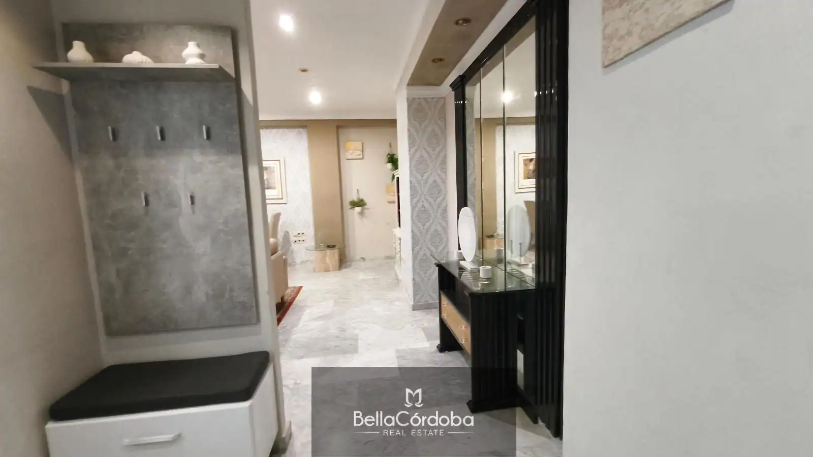 Flat for rent in Córdoba  with Air Conditioner