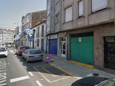 Local comercial de lloguer a Rúa Progreso 23
