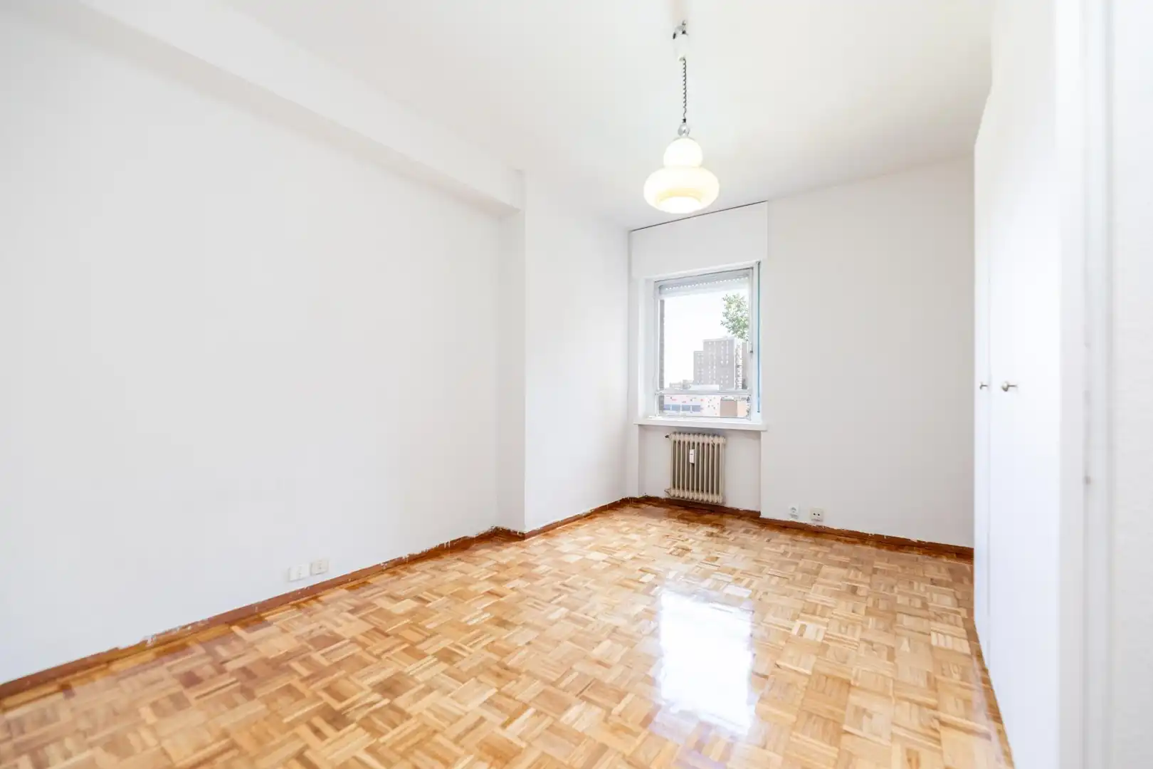 Habitación de Piso de alquiler en Madrid con Parquet