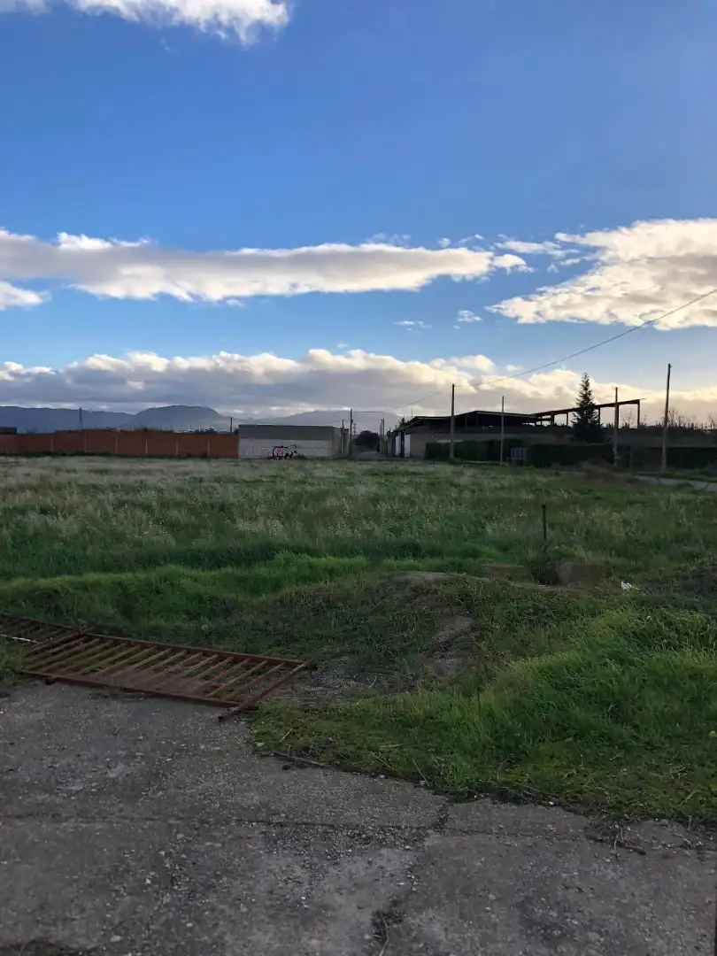 Terreno en venta en  Logroño
