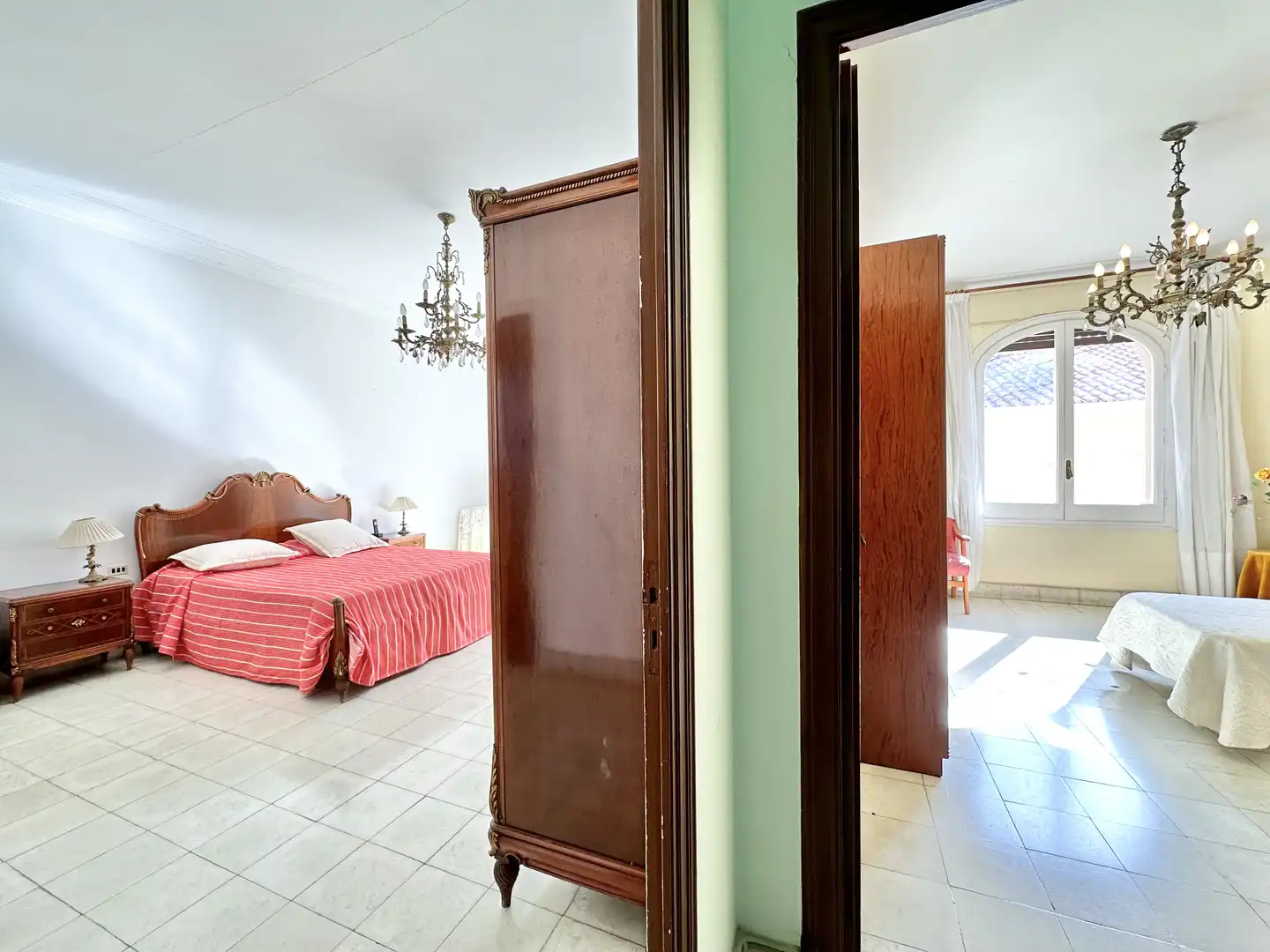 Schlafzimmer von Einfamilien-Reihenhaus zum Verkauf in El Masnou mit Heizung, Privatgarten und Terrasse