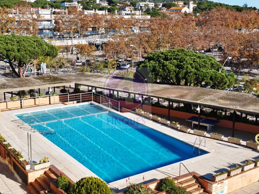 Piscina de Apartament en venda en Castell-Platja d'Aro amb Aire condicionat i Piscina