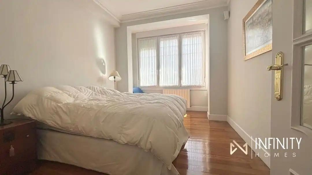 Bedroom of Flat for rent in Bilbao   with Heating, Terrace and Balcony