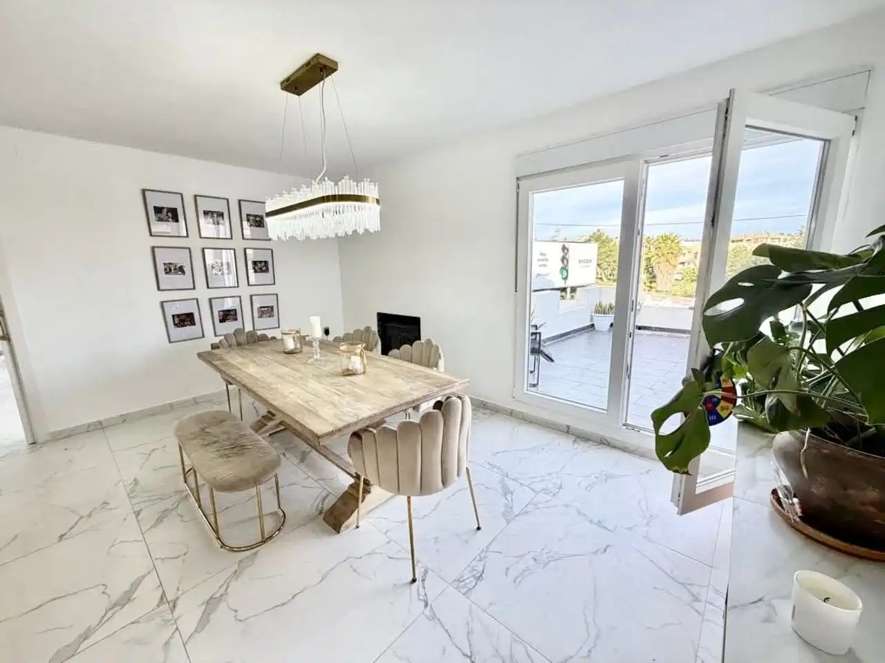Detached house with pool for sale in Calle Calle Tramontana, imagen 10