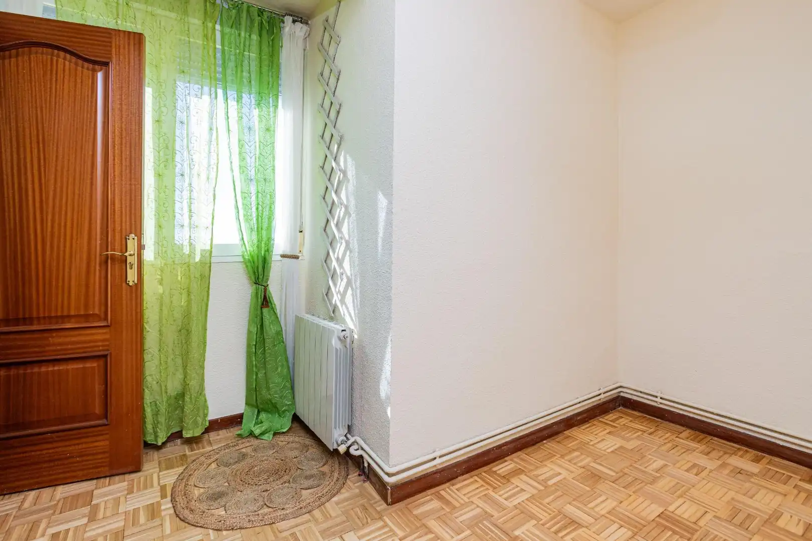 Habitación de Piso en venta en Madrid con Aire acondicionado y Calefacción