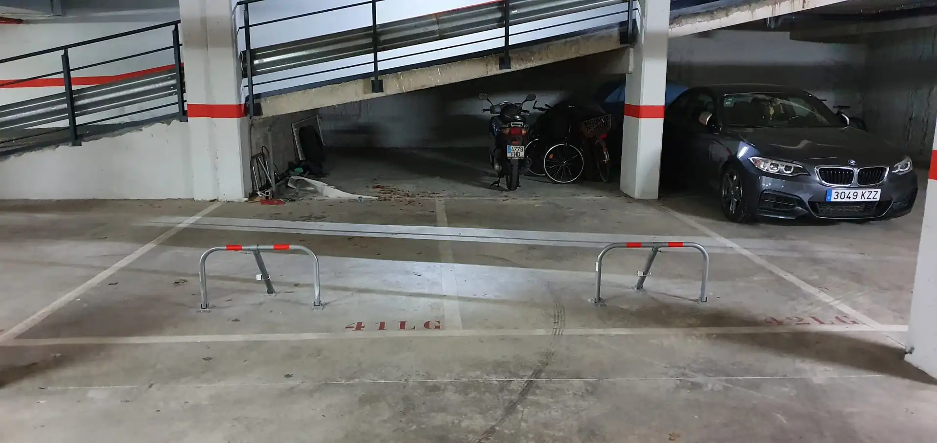 Parking with lift for sale in Av de Clota, imagen 3